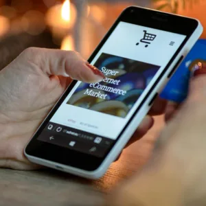 Sitio Web con Tienda – Informativo + Venta de Merch